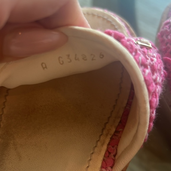 Chanel pink tweed logo slides 38.5 - Picture 3 of 3